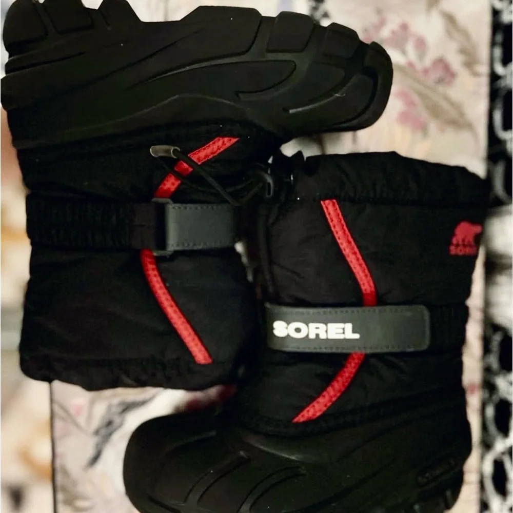 Sorel Cub Kids Snow Boots Size 12 Black Waterproof Insulated Warm Winter like nw